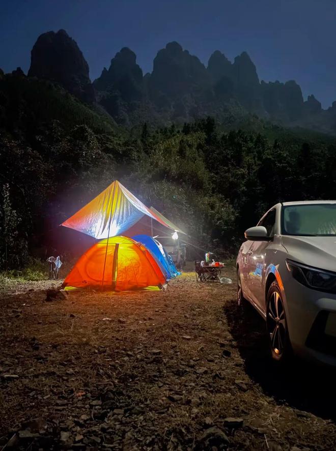 款睡袋怎么选?不踩雷指南冰球突破户外新手的第一(图6) 款睡袋怎么选?不踩雷指南冰球突破户外新手的第一(图6)