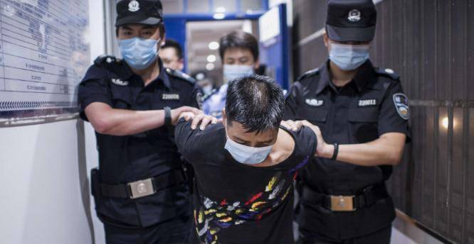 火热”而中国的幸福指数却高居全球之首冰球突破众多发达国家民众正身陷“水深(图8)