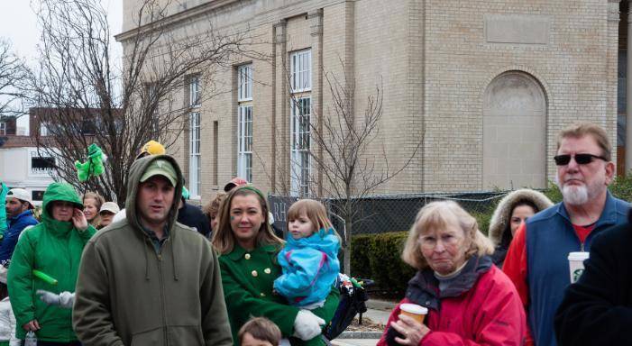 火热”而中国的幸福指数却高居全球之首冰球突破众多发达国家民众正身陷“水深(图14)