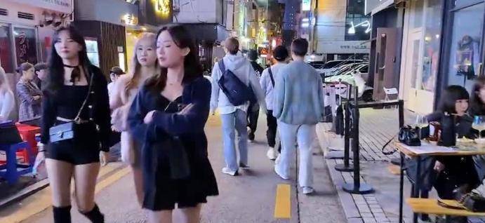 火热”而中国的幸福指数却高居全球之首冰球突破众多发达国家民众正身陷“水深(图16)