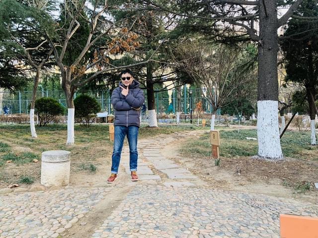 冰天枢F8509MJ羽绒服+儿童鹅绒服体验冰球突破豪华版零下20℃的温暖守护——黑(图3)