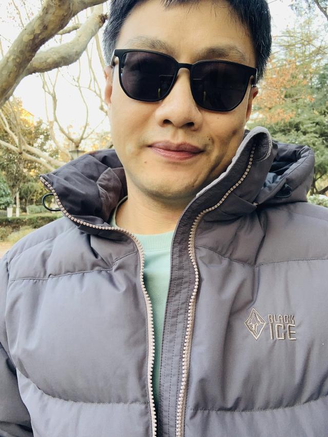 冰天枢F8509MJ羽绒服+儿童鹅绒服体验冰球突破豪华版零下20℃的温暖守护——黑(图17)